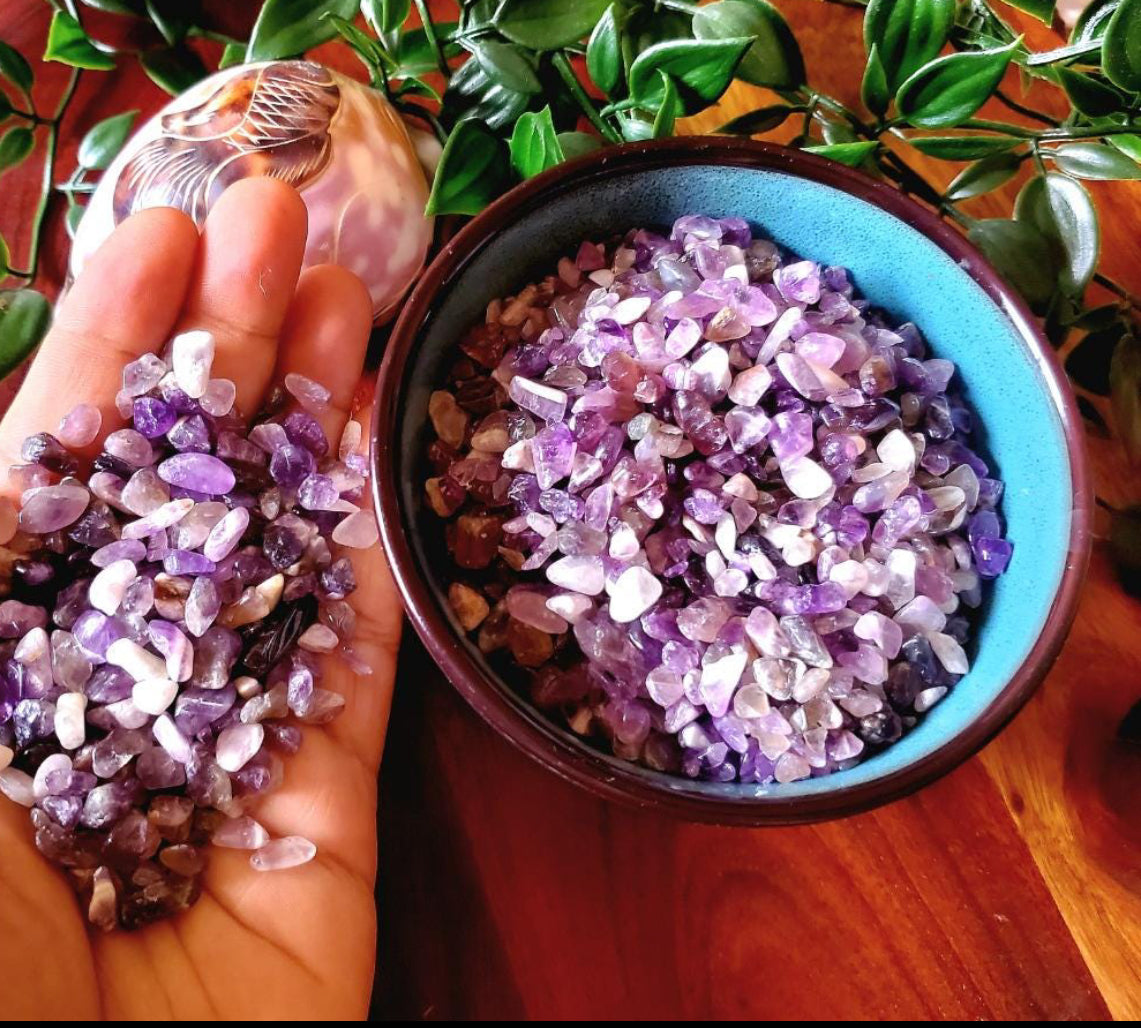 💜 Amethyst – The Intuitive Healer