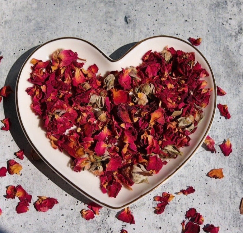 🌹 Rose Petals - The Lover